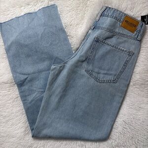 New Women’s Hollister High Rise Vintage Baggy Heart Cutout Jeans Size 3R